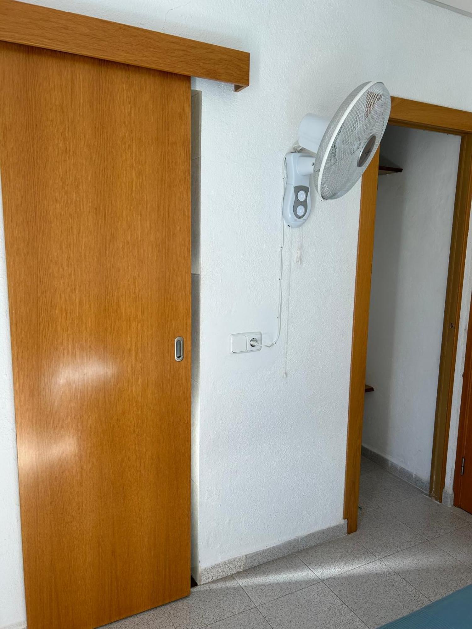 ホテル ホスタル サン テルモ Cala Major  部屋 写真